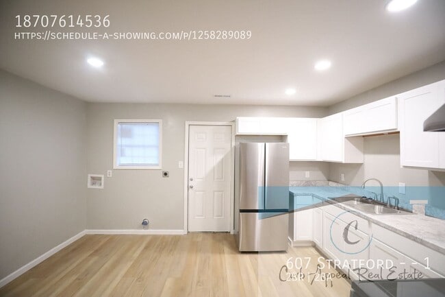 Building Photo - 607 Stratford Dr