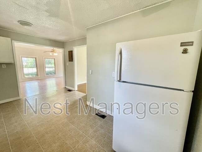 Building Photo - 4128 Faison Ave