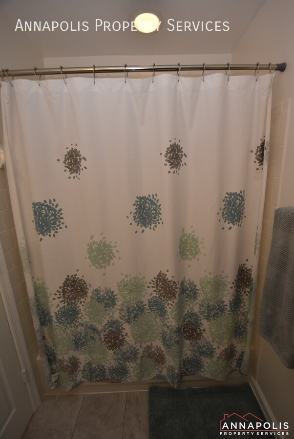 Building Photo - 1424 Anna Marie Ct