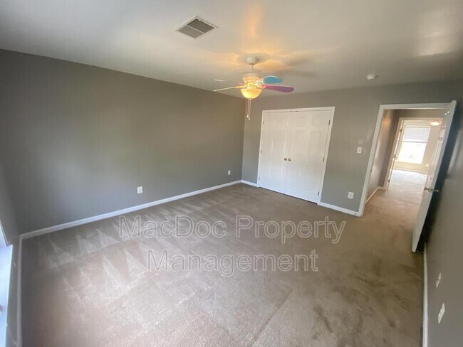 Building Photo - 5619 Joshua Tree Cir