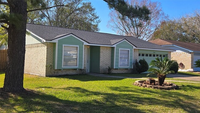 Building Photo - 6125 Brookdale Dr