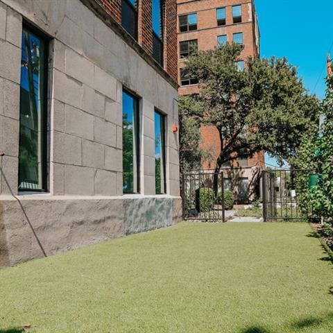 Building Photo - 3721 N Hall St