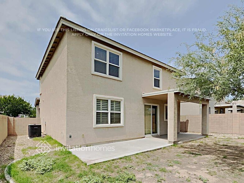 Building Photo - 15801 N 171st Dr