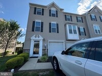 Building Photo - 814 Susan Cir