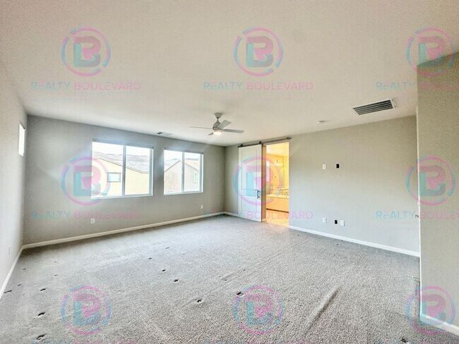 Building Photo - 5 Bedroom 3 Car Garage Home with Spa-Like Primary Suite & Resort-Style Backyard with Office, Loft...