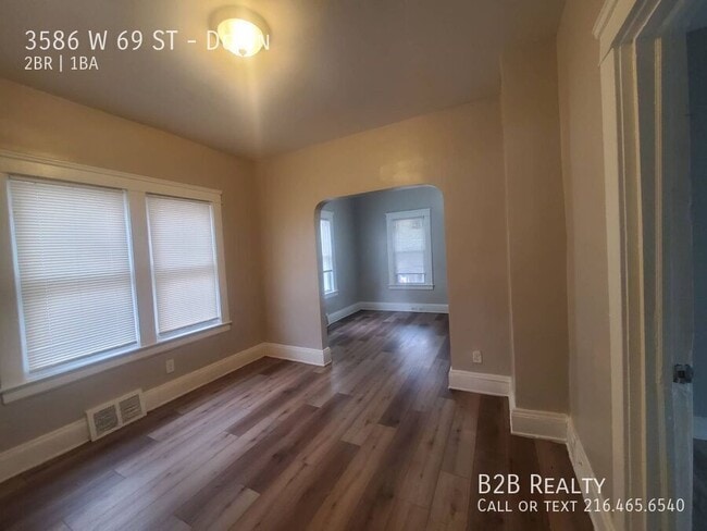 Building Photo - 3586 W 69th St