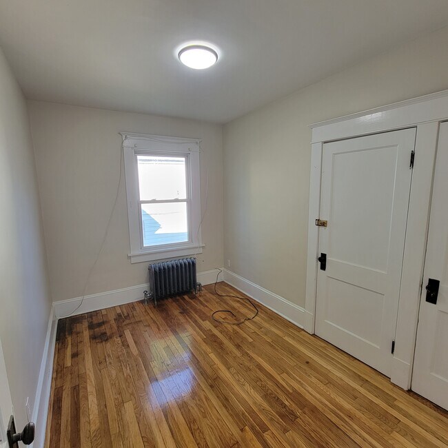 All Redone and Ready for it Next Tenant - 633 Park Ave