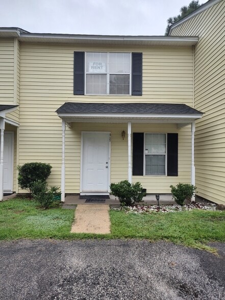 Primary Photo - 4725 Bayfield Dr