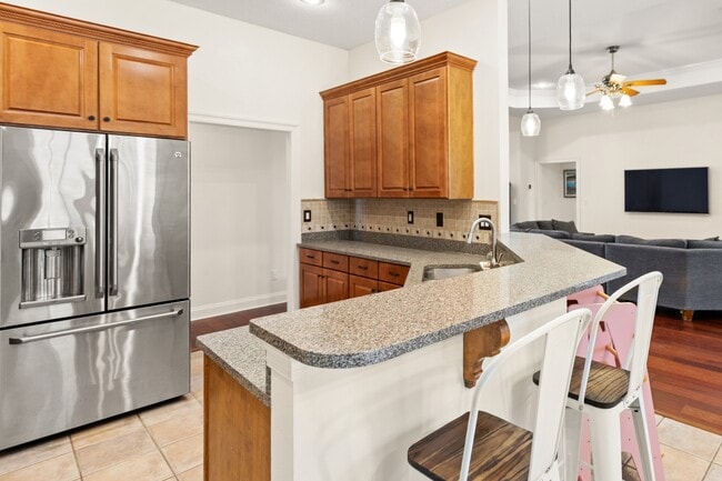 Building Photo - 2899 Chanterelle Cove