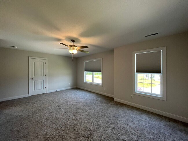 Building Photo - Welcome to Sterling Farms!