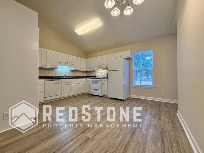 Building Photo - 2621 Trail Five