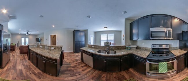 Building Photo - 1864 Belle Vue Way