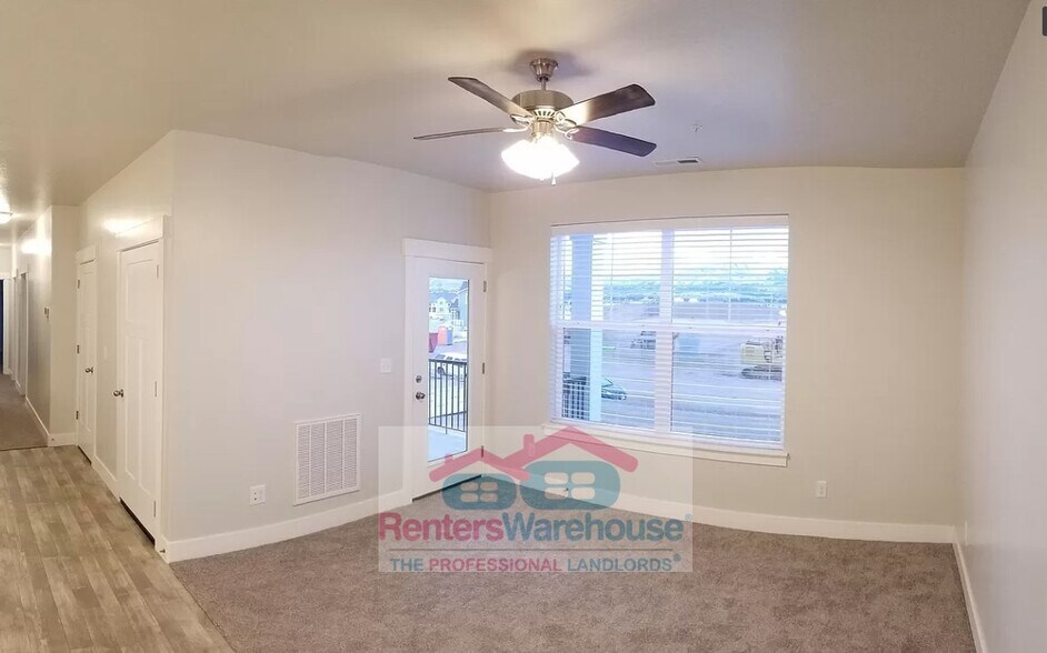 Building Photo - 13084 S Tortola Dr