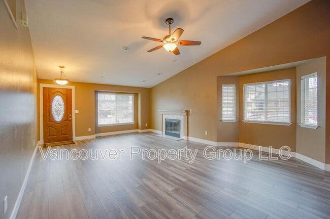 Building Photo - 5606 NE 48th Ave