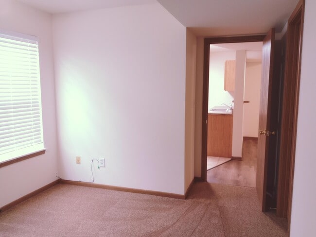 Building Photo - 5708 Canaveral Dr
