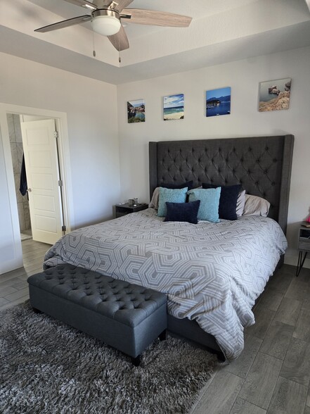 Master bedroom - 18605 Masters Cv