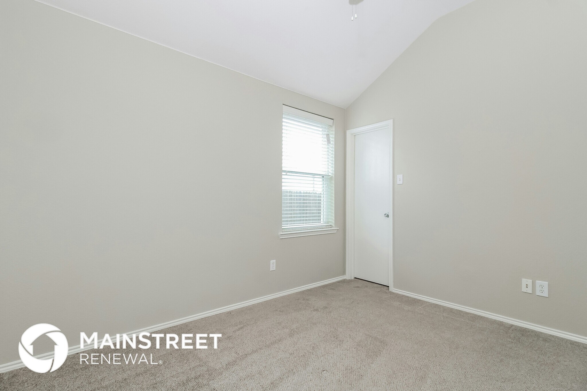 Building Photo - 1921 Morning Dove Dr