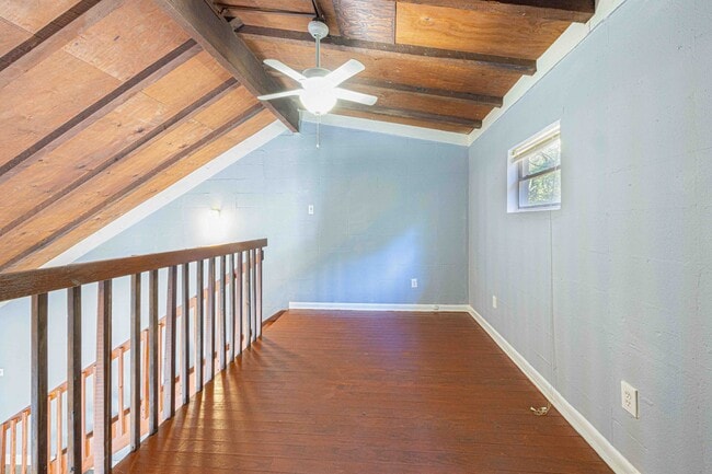 Building Photo - 30928 Spanish Oaks Dr W