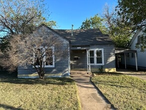 Building Photo - 2 bed 1 bath