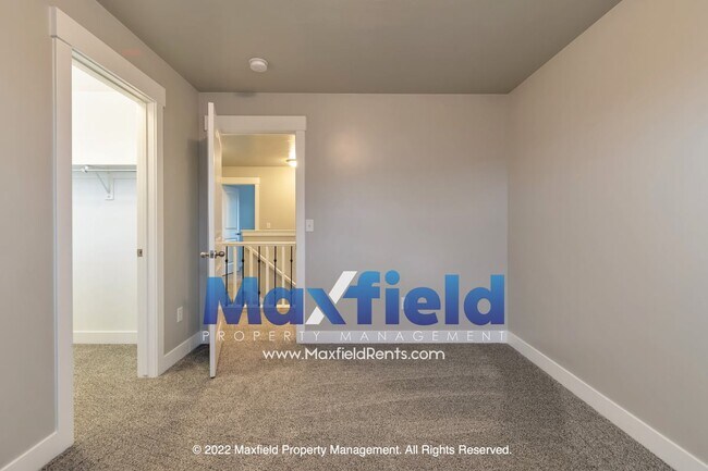 Building Photo - 529 Fox Chase Dr