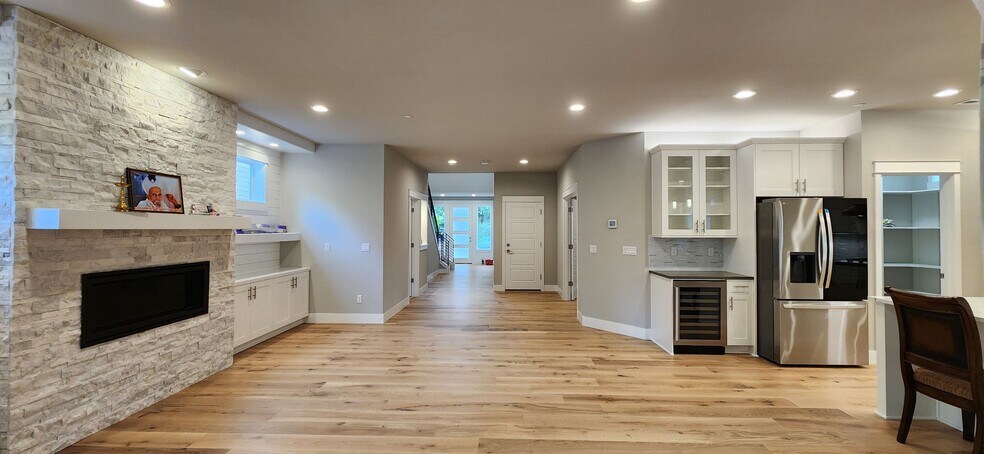 Building Photo - 2310 N 179th St
