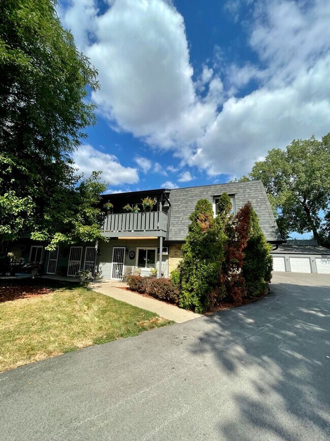 Interior Photo - Orchard Court II Apartments
