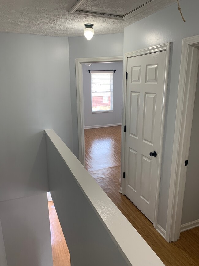 Building Photo - 1407 Glenwood St
