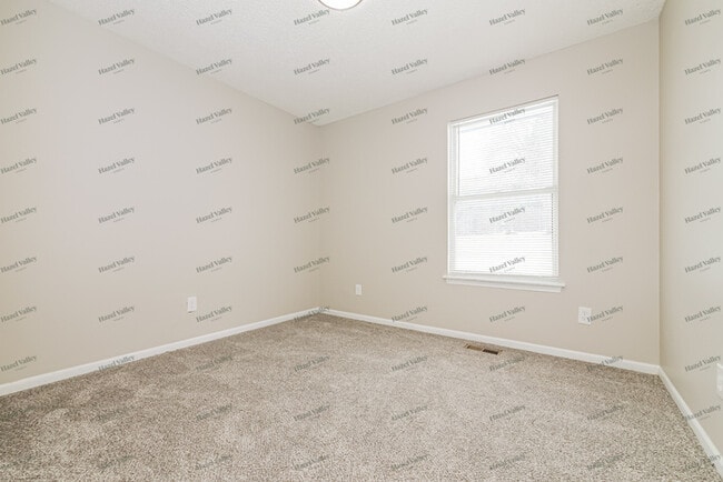 Building Photo - 1923 Jackson Ave