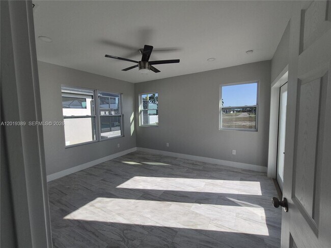 Building Photo - 3820 Embers Pkwy W
