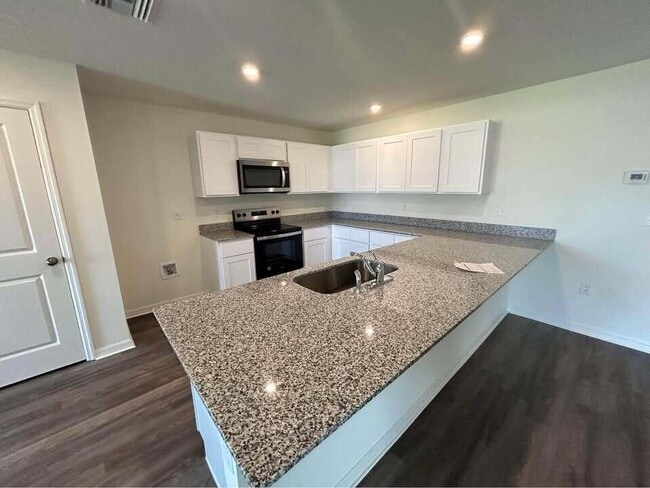Building Photo - 1256 Stone Ridge Cir