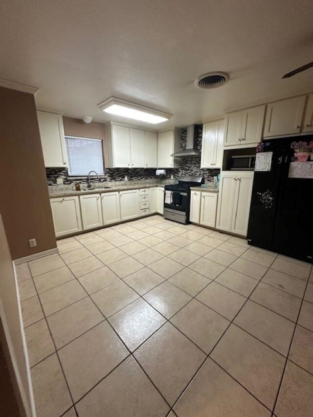 Building Photo - 1702 Cortez St