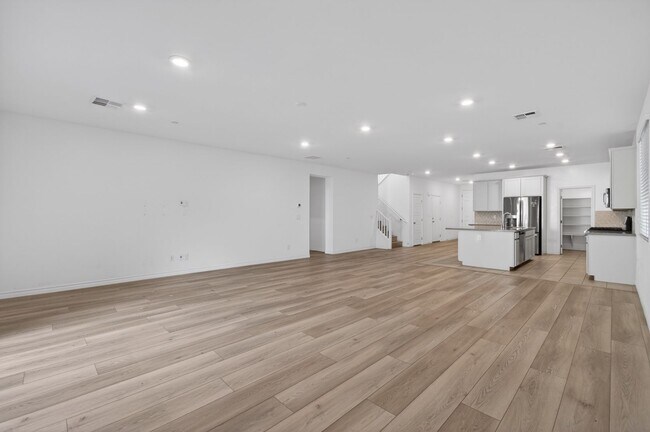 Building Photo - THIS is the HOME you have been waiting for!