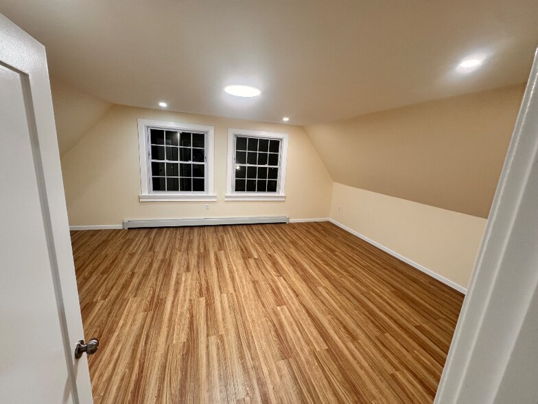 Building Photo - 630 Jefferson Ave