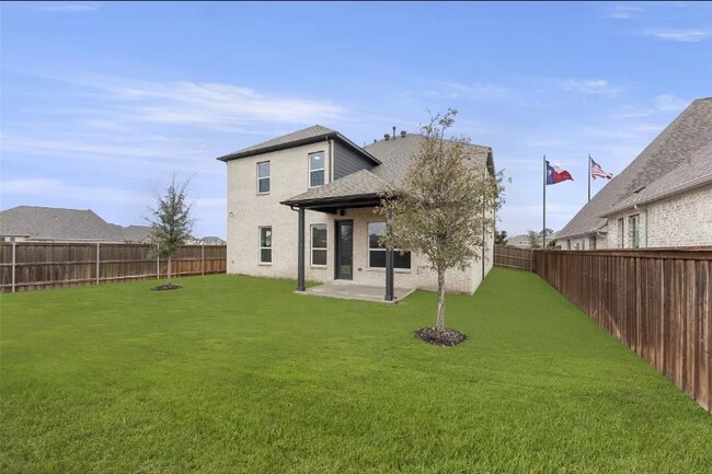 Building Photo - 204 Carmen Oak Ln