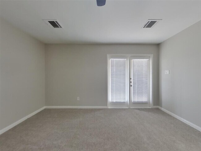 Building Photo - 4123 Pedernales River Ln