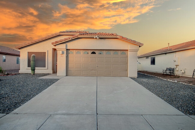 Building Photo - 6590 Tuzigoot Way