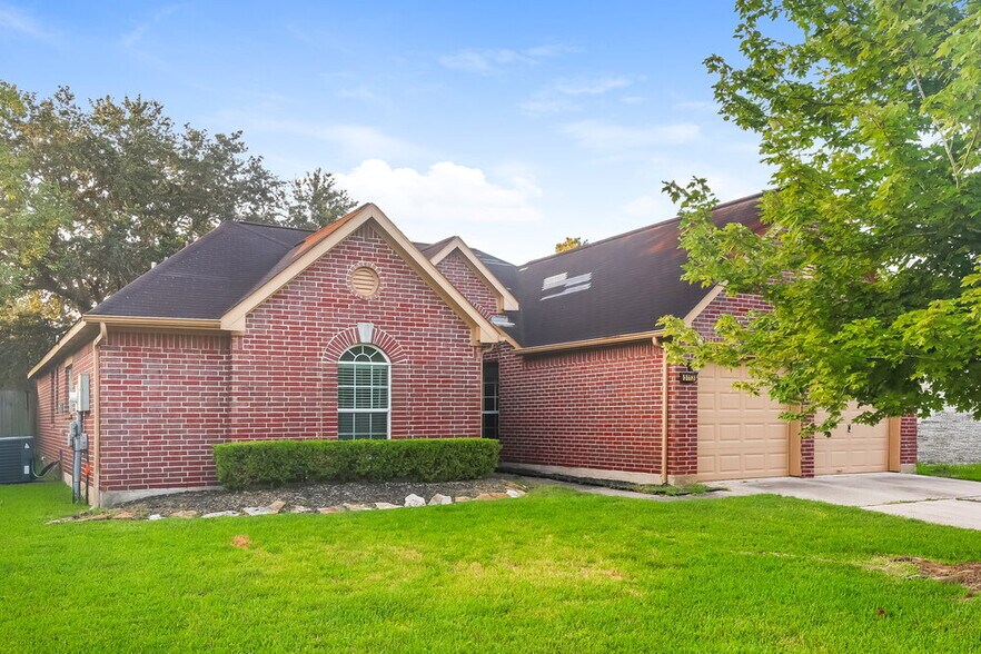 Building Photo - 5113 Orange Blossom Ct
