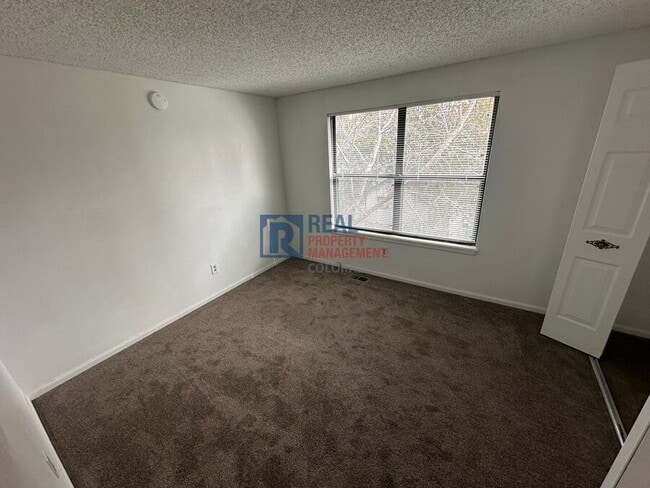 Building Photo - 3528 S Richfield St