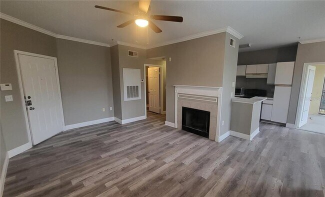 Building Photo - 2558 Robert Trent Jones Dr