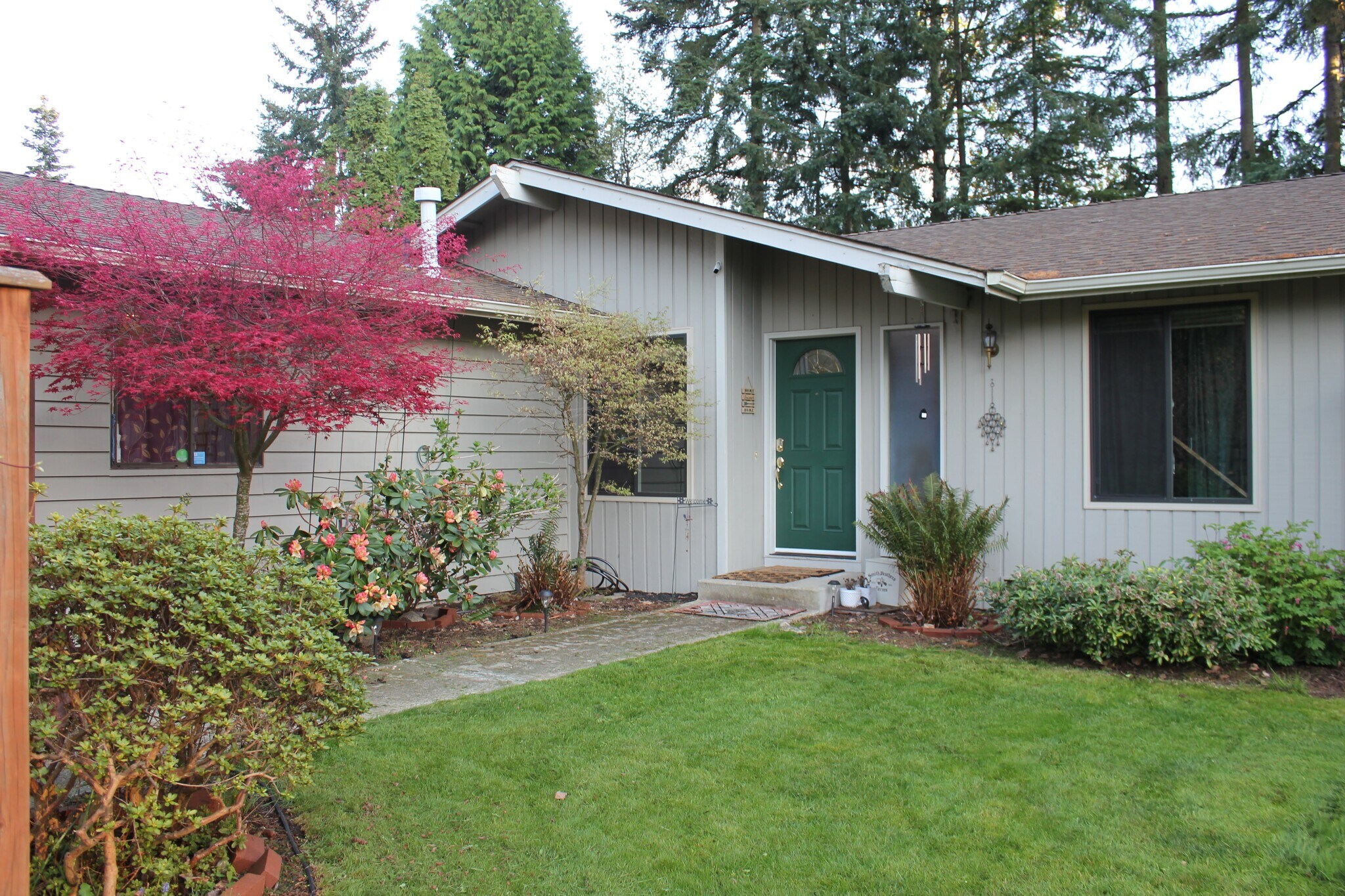 Building Photo - 12939 NE 195th Pl