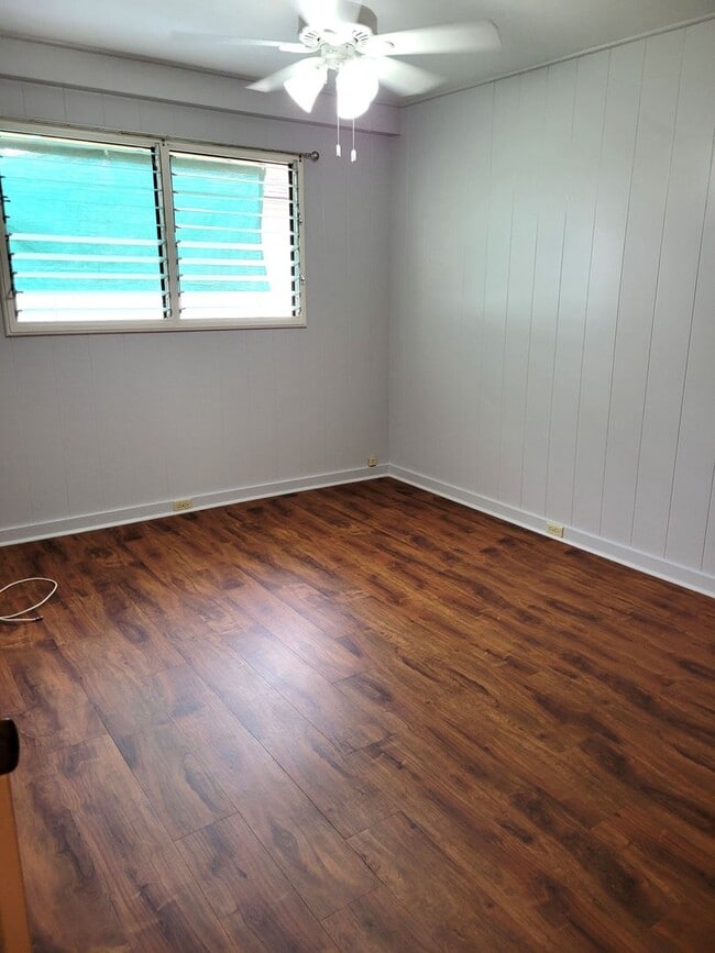 Building Photo - L658ach