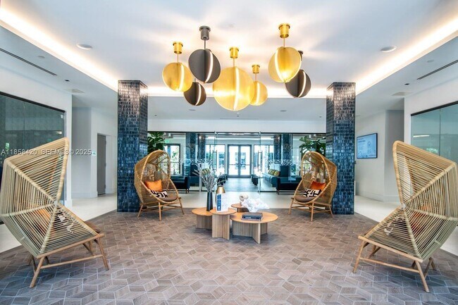 Building Photo - 3645 NW 36th St