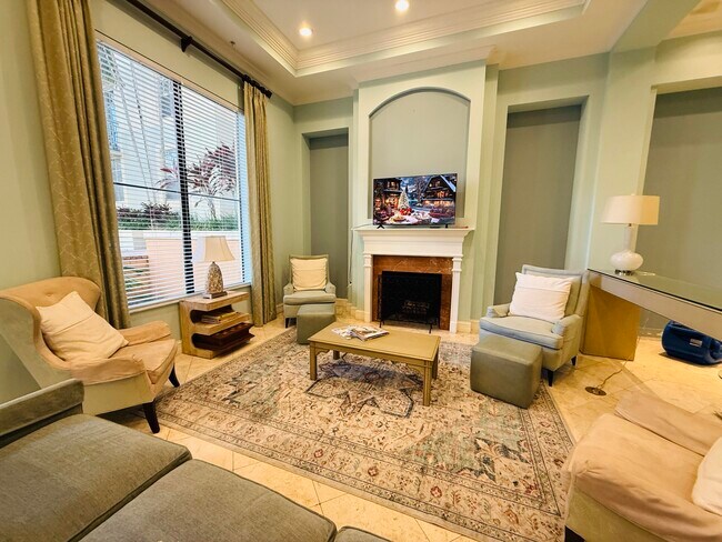 Building Photo - 651 Okeechobee Blvd