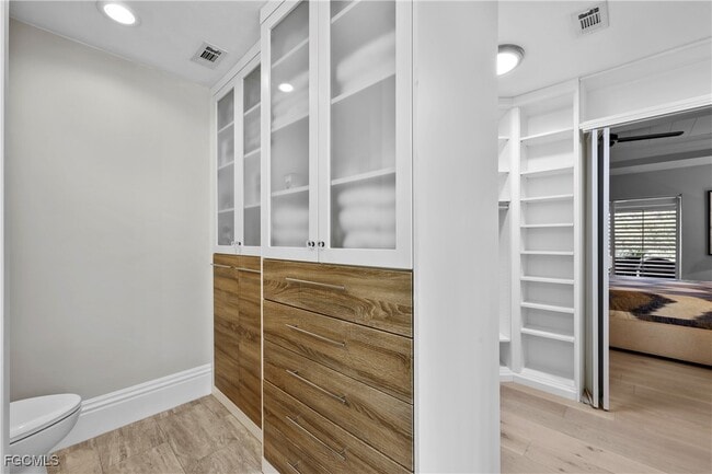 Building Photo - 2003 Timberline Dr