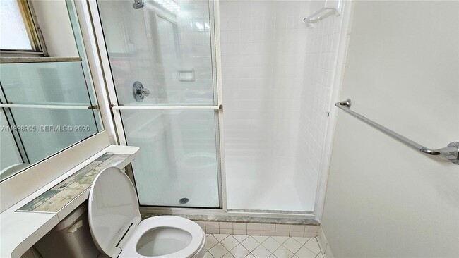 Building Photo - 1912 Palmland Dr