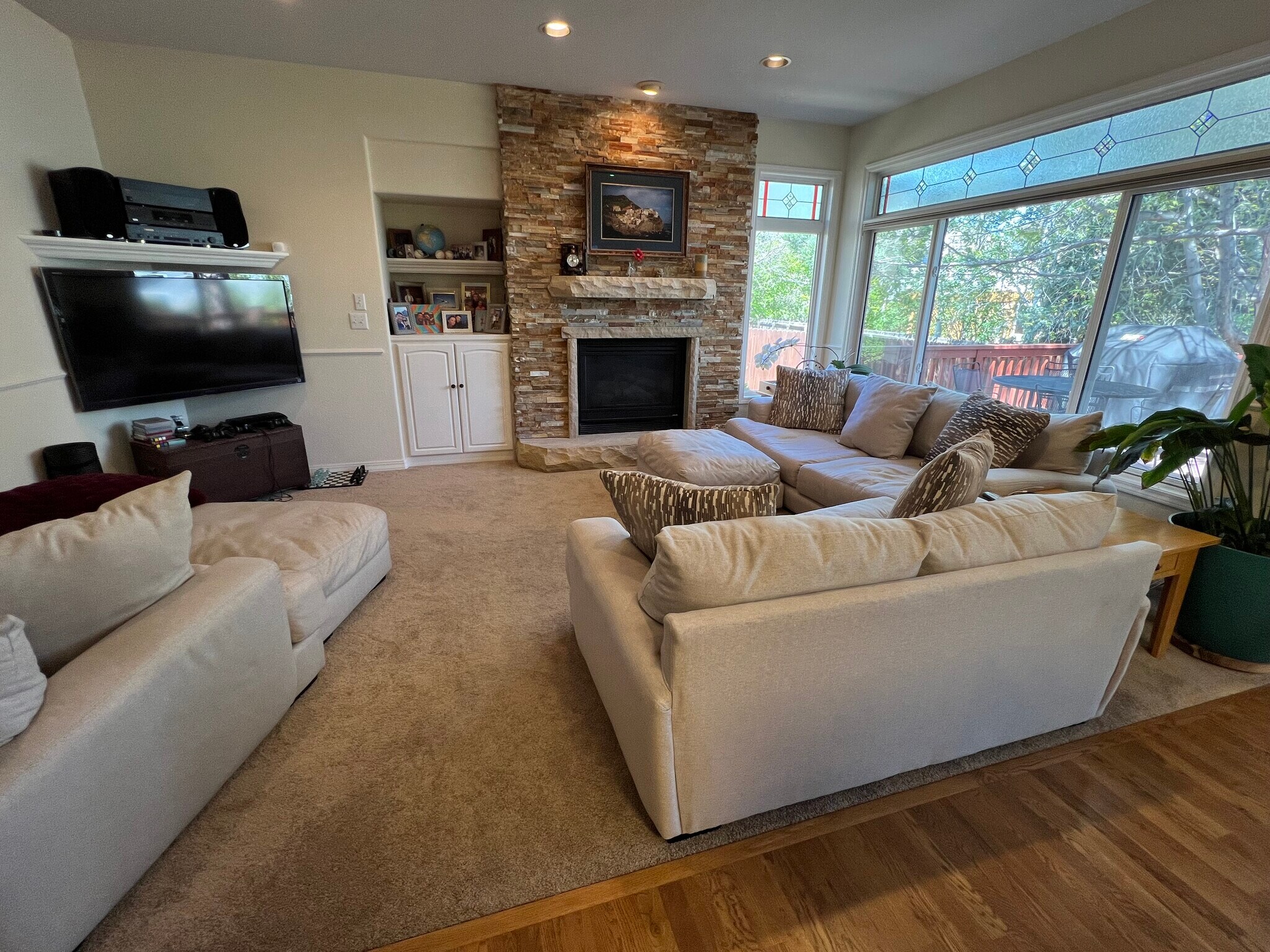 Family Room - 4150 S Hampton Cir