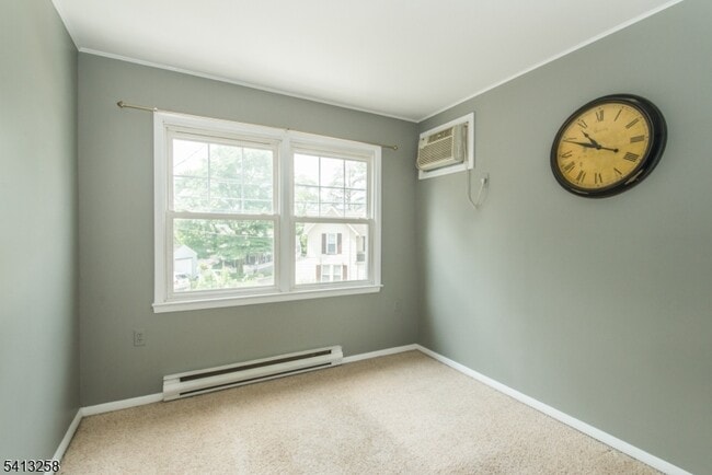 Building Photo - 37 Embury Pl