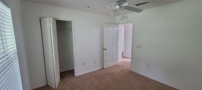 Building Photo - 226 Agua Vista St