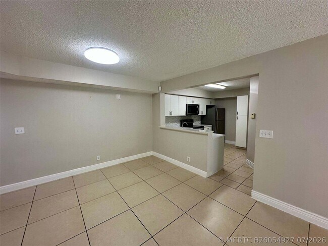 Building Photo - 5701 Riverside Dr