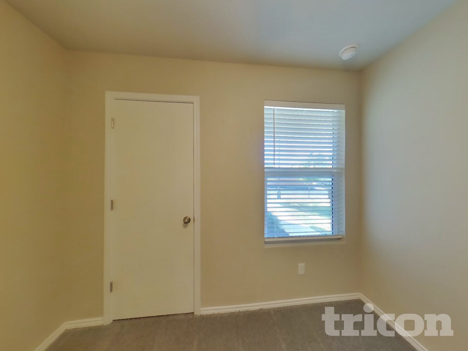 Building Photo - 5125 Sidesaddle Dr